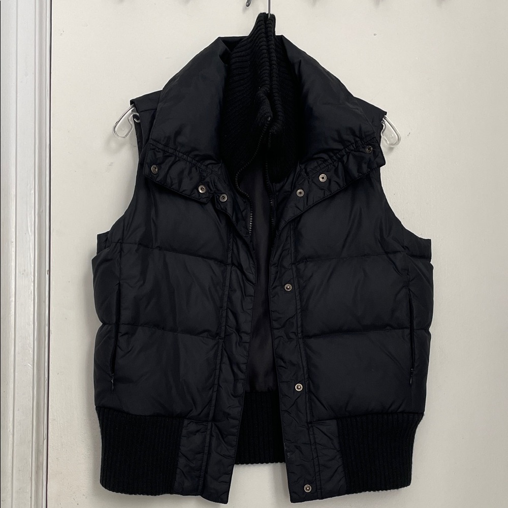 Forever 21 Black Puffer Vest